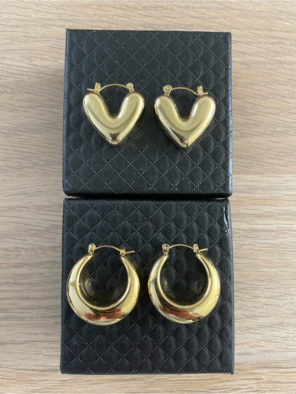 Gold chunky earrings